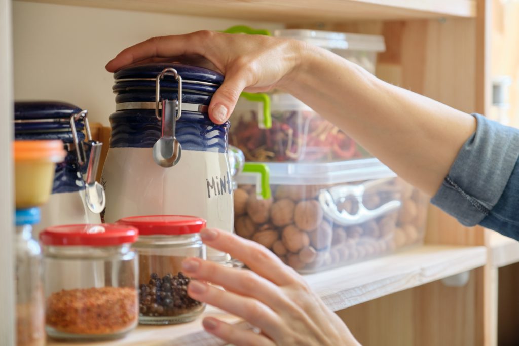 small kitchen organization ideas